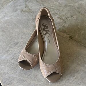 Anne Klein Sport pale gold Peep-Toe slip ons 8